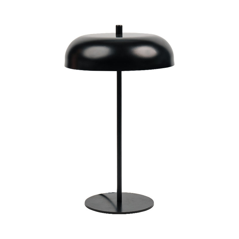 Lampa tábla miotail seanré faoi stiúir