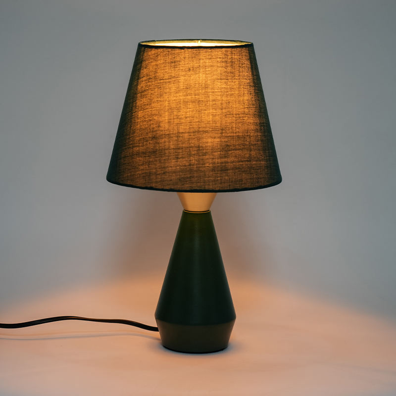 Lampa cois leapa miotail retro Eorpach
