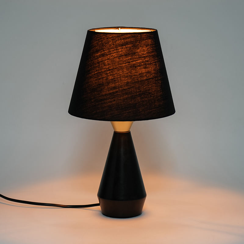 Lampa cois leapa miotail retro Eorpach