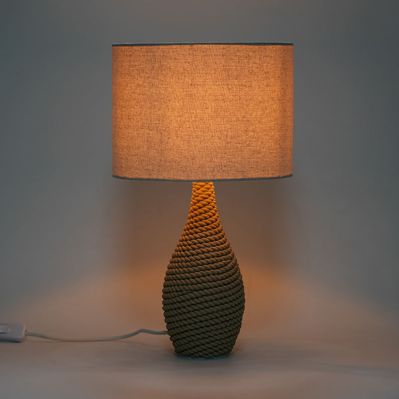 Lampa galánta fite RattAnce Seapánach