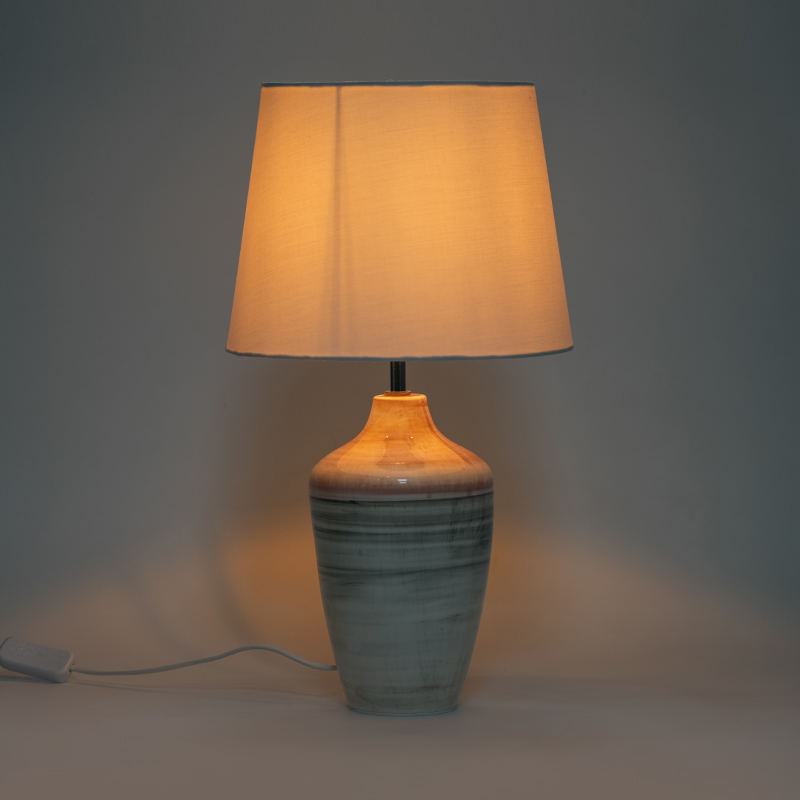 Lampa tábla uigeachta ceirmeach ildaite