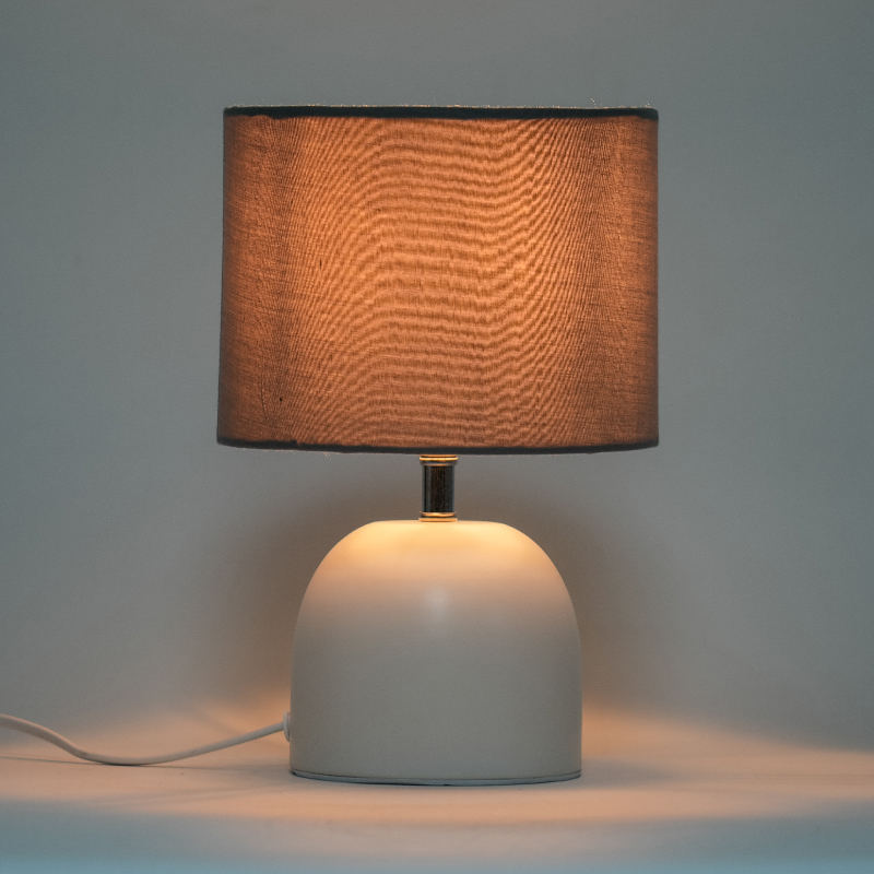 Lampa tábla miotail seanré bán