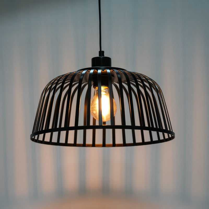 Chandelier iarainn seanré