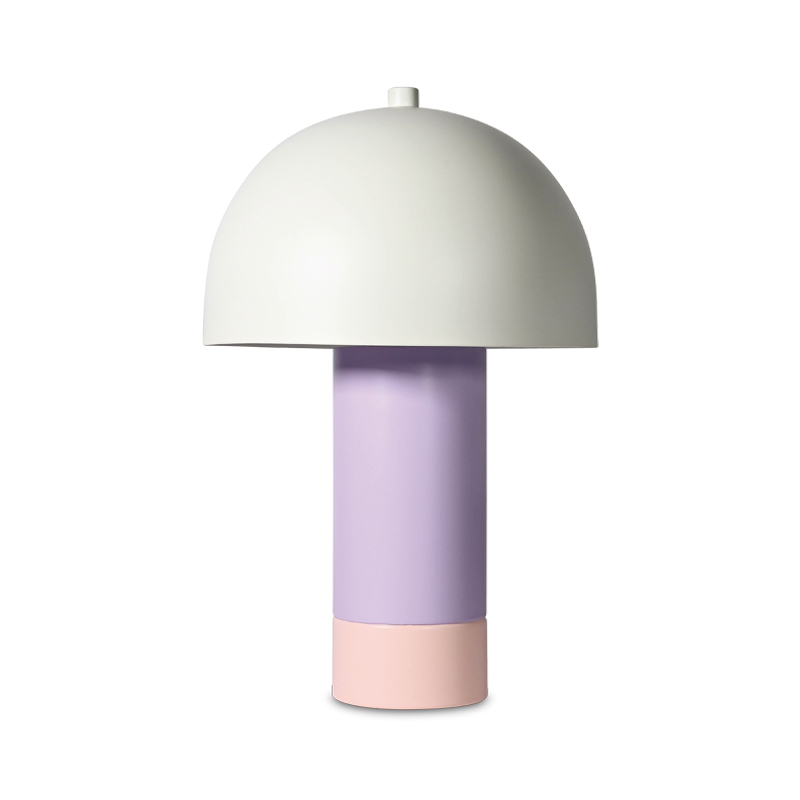 Lampa faoi stiúir deasc macaróin