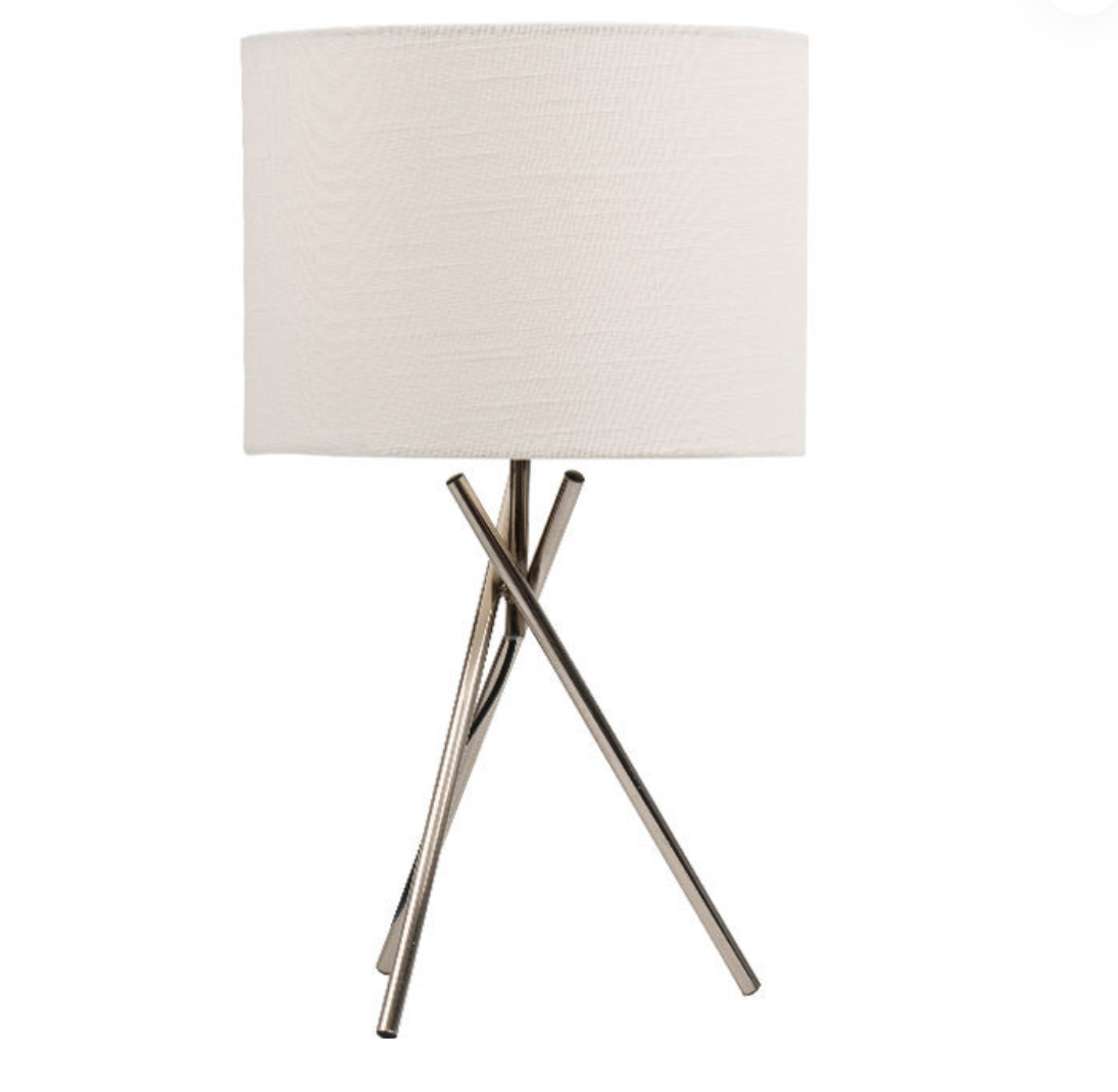 Conas Stíl agus Dath an Lampa Tábla Maisiúil is Feiliúnach a Roghnú Bunaithe ar Stíl do Sheomra Maireachtála/Seomra Leapa/Staidéir?